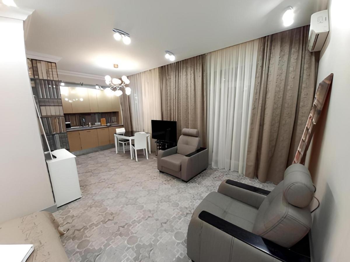 Inn Home Apartments In Kiev Center Esterno foto