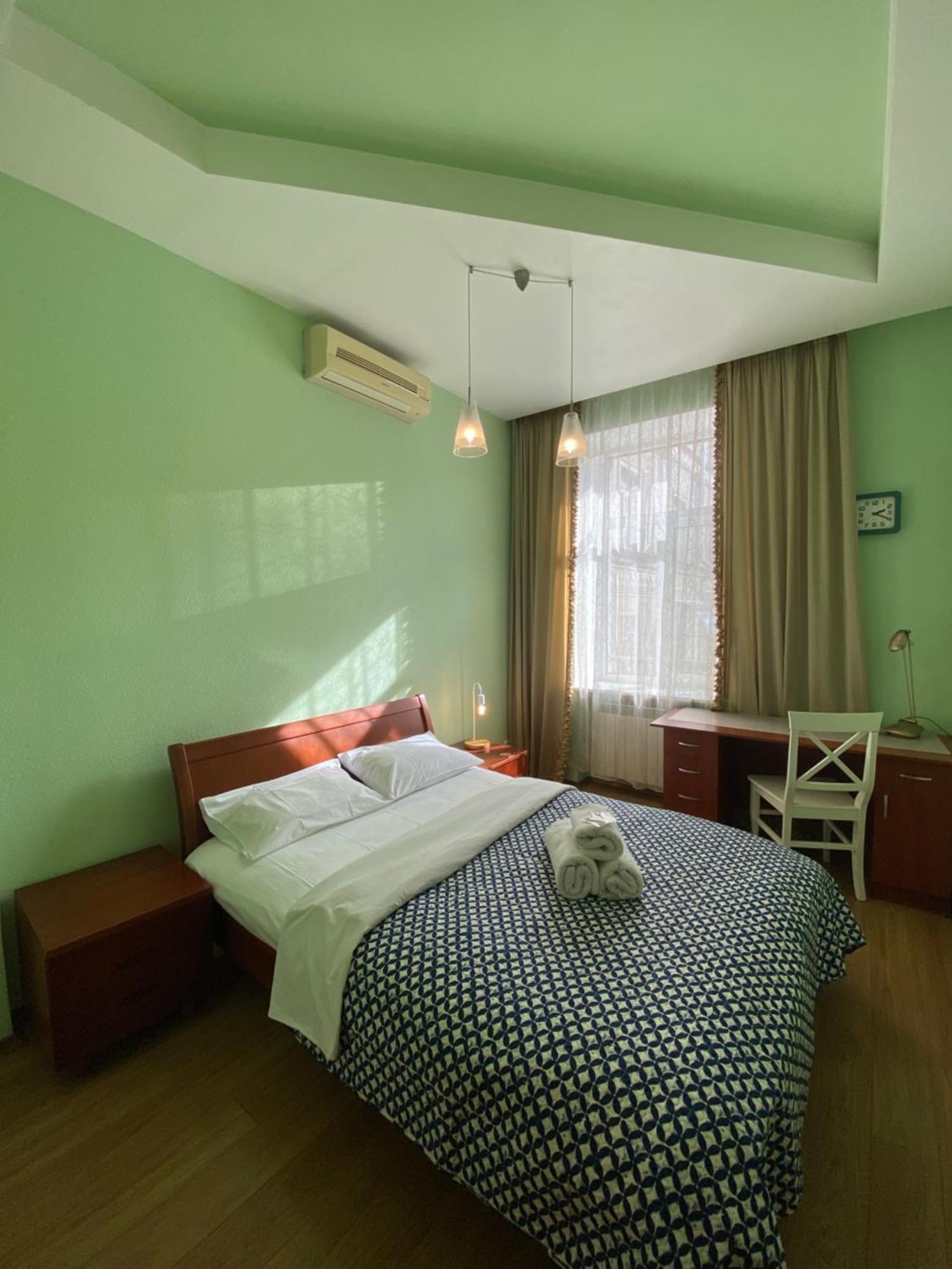 Inn Home Apartments In Kiev Center Esterno foto