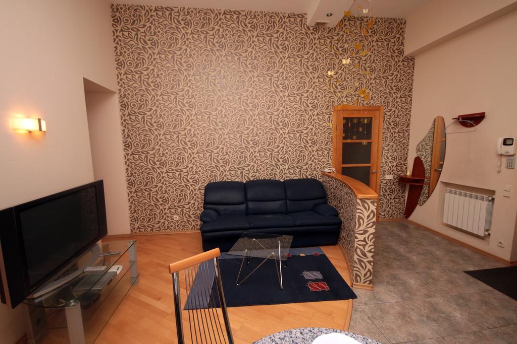 Inn Home Apartments In Kiev Center Esterno foto