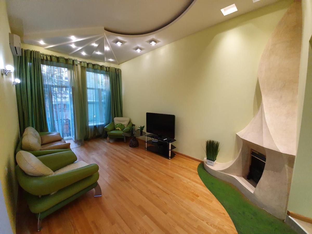 Inn Home Apartments In Kiev Center Esterno foto
